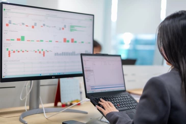 Dòng tiền chứng khoán 14/05: nhóm ngành nào hút mạnh?