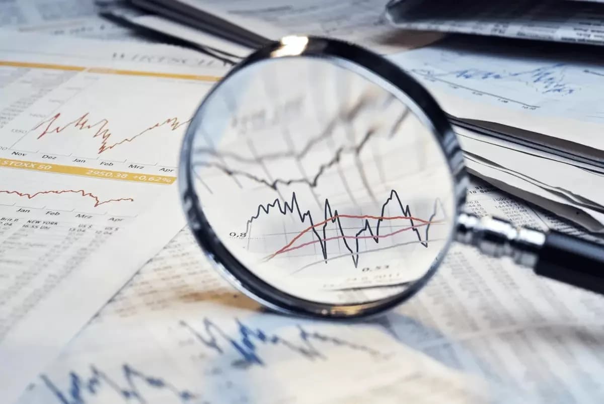 Backtest là gì - mô phỏng chiến lược trên dữ liệu quá khứ