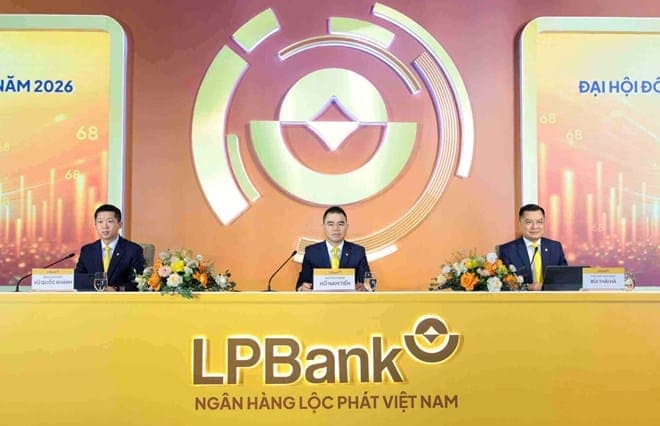Cổ tức ngân hàng 2026: Vì sao cùng lãi lớn nhưng cách chia lại khác nhau?