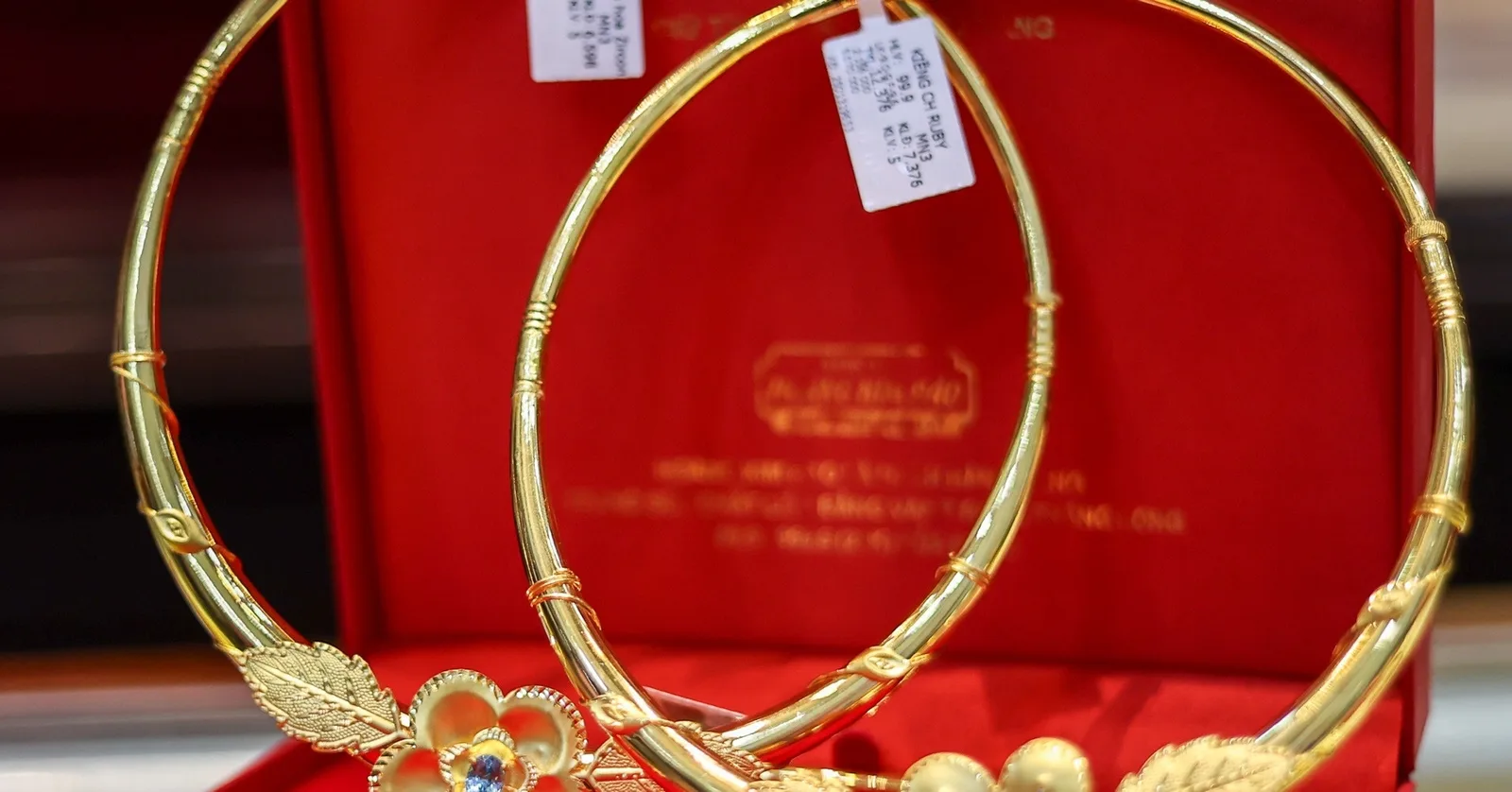 Trang sức vàng và thị trường vàng trong nước - giá vàng ngày 10/07/2026