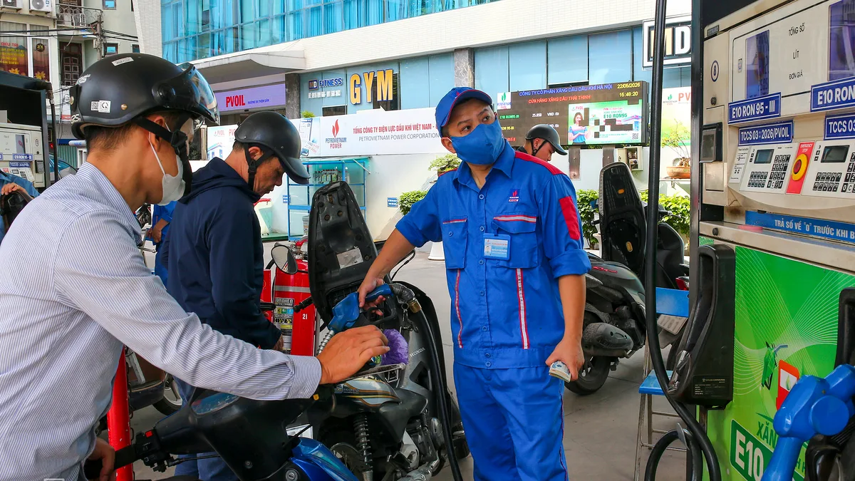 Xăng dầu và chính sách thuế phí